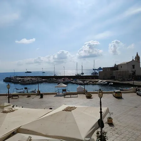 Eos Apartment Lipari (Isola Lipari)